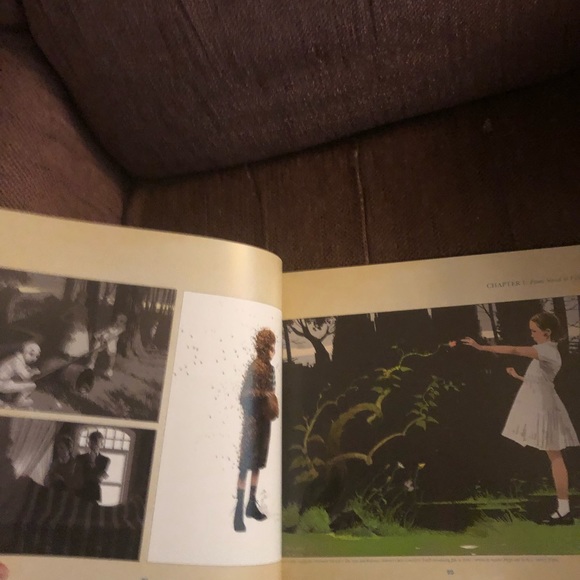 🎃The Art of Miss Peregrine’s Home for Peculiar Children528 $20 or $15 w/offer - Picture 2 of 3